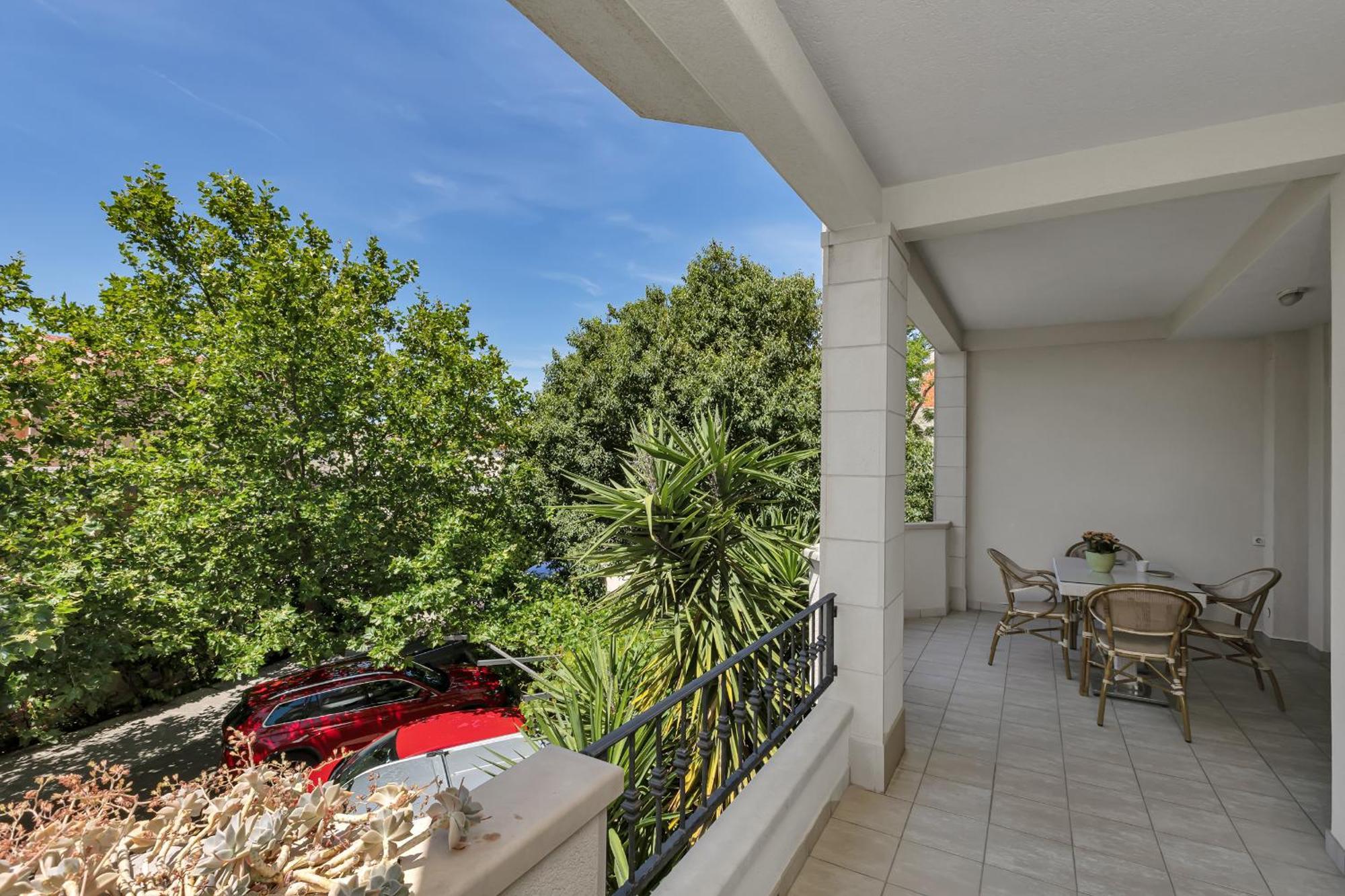 Apartments Villa Lili Tucepi Luaran gambar