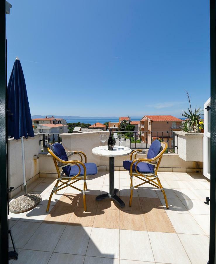 Apartments Villa Lili Tucepi Luaran gambar